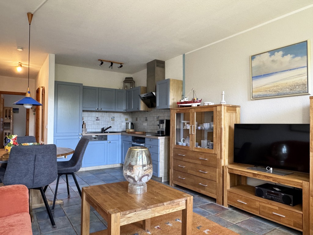https://www.reiserimmobilien.de/wp-content/uploads/immomakler/attachments/39b22941fe79fc43f39e0cea6f2f3a85/6be129c47cdd43b7bca50dda17051e56.jpg