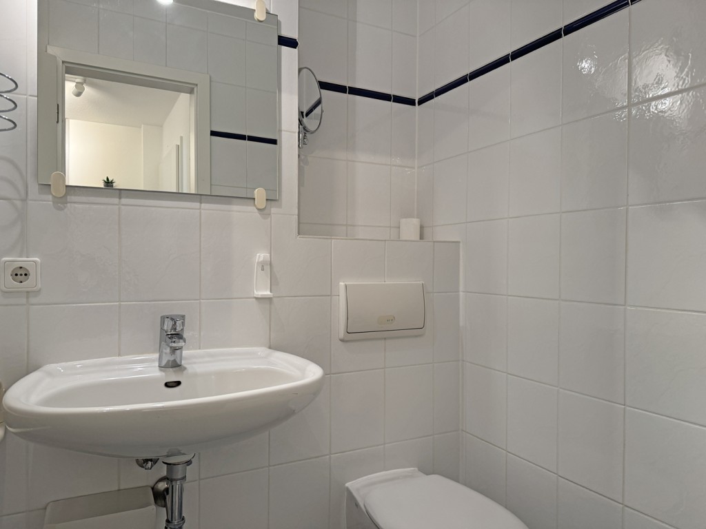 https://www.reiserimmobilien.de/wp-content/uploads/immomakler/attachments/ae7453abbfcf28a8092c01609270044a/0fd0d6915105435998691ec9d35b4ae4.jpeg